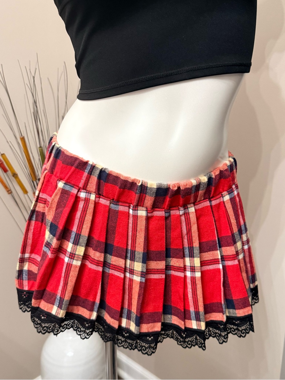 NWT Avidlove Red plaid school girl clueless role play micro mini skirt Sz small